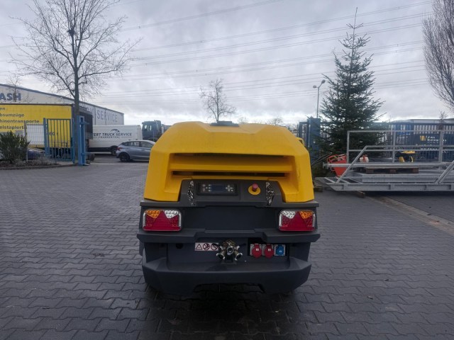 WhatsApp Image 2025-12-08 at 10.09.40(3)